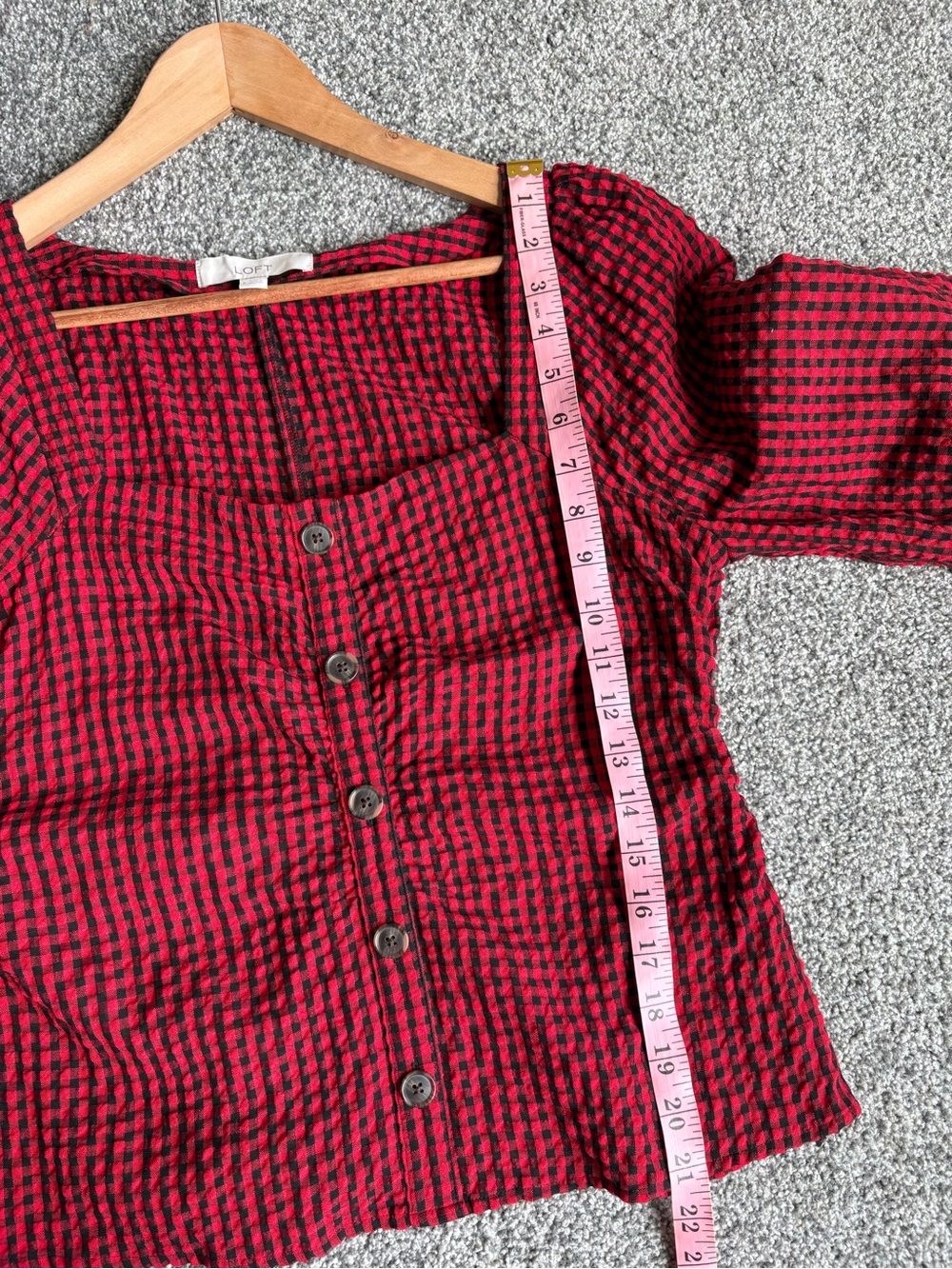 LOFT Gingham Gathered Square Neck Top Red Black Puff Sleeve Blouse Size 8 Picnic - Picture 13 of 14